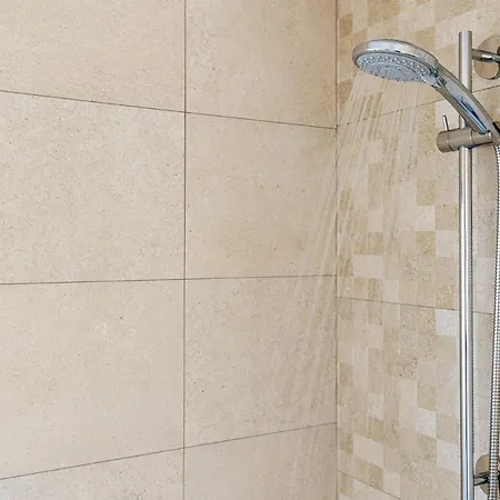 Chaves אובידוס